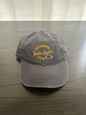 Legacy Gray Southern Miss Golden Eagles Baseball Cap with Yellow Embroidery